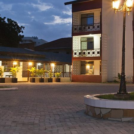 Consir Executive Lodge Accra Esterno foto