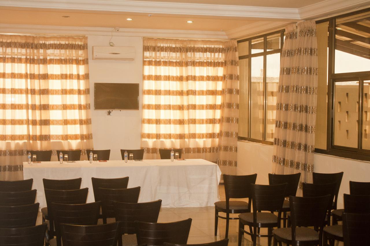 Consir Executive Lodge Accra Esterno foto