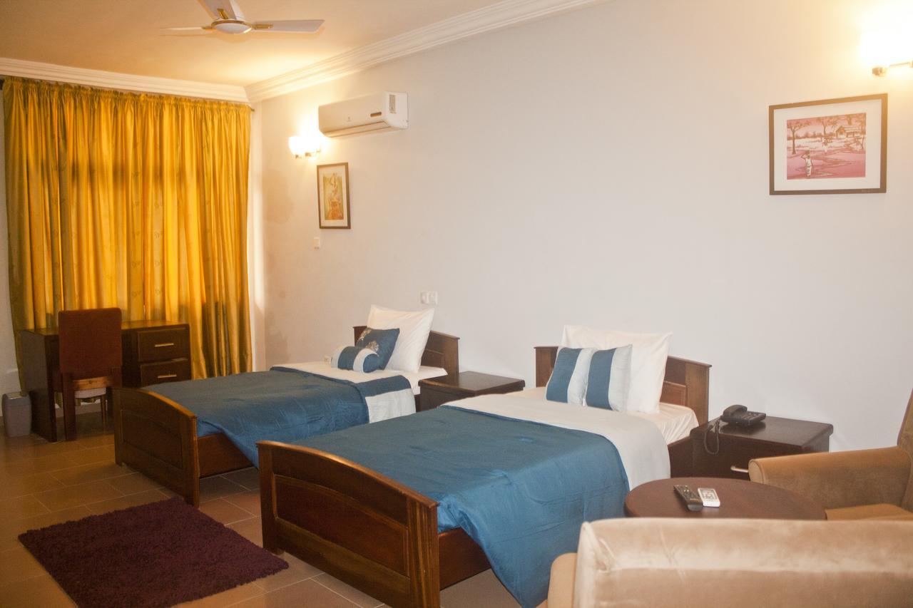 Consir Executive Lodge Accra Esterno foto